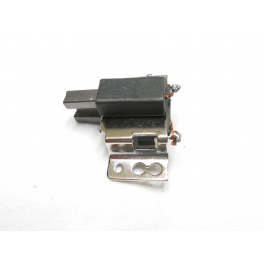 Portacarbon  Alternador WAI 39-400